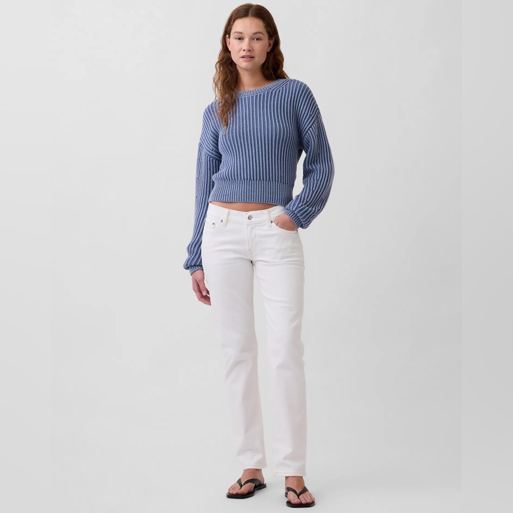 GAP Women’s White Straight-Leg Short Jeans